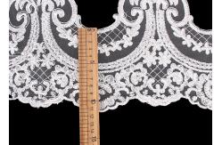 China Custom Floral Applique Embroidered Lace Trim Polyester On Nylon Mesh supplier