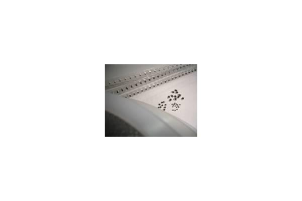 Leadless Chip Thermometrics NTC Thermistor , SMD / Surface Mount Thermistor