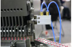 China Automatic Hard Gelatin Capsule Filling Machine 228000 Pcs/H Production Capacity supplier