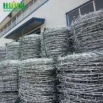 Hot Dip Galvanized 3.4mm Barbed Wire Farm Fence 1.5cm Barb Length for sale