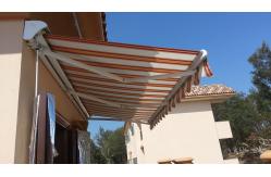 China Customized Outdoor Sun Shade Aluminum Awning Half Cassette Canopy Retractable Arm Awning supplier