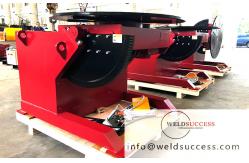 China 3000kg Fixed Pipe Welding Positioners , Automatic Rotary And Tiltling Turntable Positioner supplier
