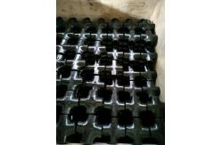 China Threaded Connection Cross-connection Pipe Fitting in Carton Box Package supplier