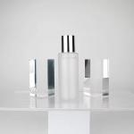 China Clear Empty Roll On Bottles 100ml Plastic Roller Bottles With Silver Screw On manufacturer