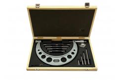 China Wide Range 100-200mm Outside Micrometer With Interchangeable Anvils supplier