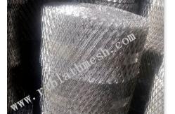 China Diamond Brick Wire Mesh 10-30cm Width 10-100m Length 12*25mm Hole supplier