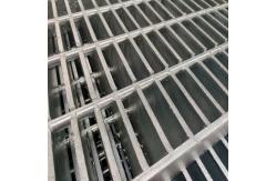 China 45mm Pitch 8mm Galvanized Steel Grating For Industrial Platforms supplier