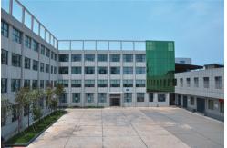 China Disposable Scrub Suits manufacturer