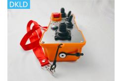China Thumb Shaped Joystick Handheld Track Cleaning Vehicle Wireless Remote Control supplier