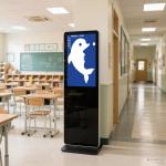 Android OS Qunmao School Digital Signage Dustproof Waterproof High Brightness and Sleek Design with 2K/4K Resolution for sale
