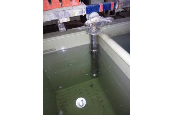 Titanium Alloy Tubular Reactor , Ultrasonic Reactor 25khz 2000w Vibration In Liquid