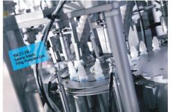 China 90BPM Semi Automatic Bottle Capping Machine supplier