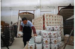 china Ceramic Funeral Urns exporter
