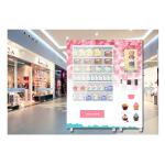Coin Operated Advertising Food Vending Machine , Cupcake Bread Snack Vending Machine for sale