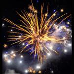 100 Shots Consumer Cake Fireworks For Celebration Outdoor Big Fireworks for sale
