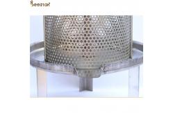 China SS Manual Bee Wax Honey Press Machine Beekeeping Equipment supplier