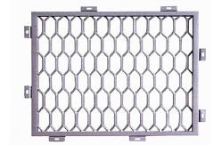 China 25mm Hole Fencing Galvanized Expanded Metal Wire Mesh 2m Length supplier