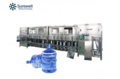 China 4 Heads Automatic Plastic Bottle Filling Machine 600BPH supplier