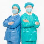 Disposable non woven Scrub Suit top and pants for hospital Nurse Doctor suit Two piece set T-shirt and pants for sale