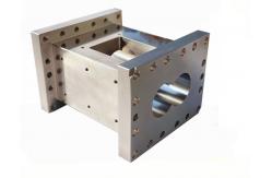 China 30mm Distance Screw And Barrel For Plastic Extruder Machine supplier