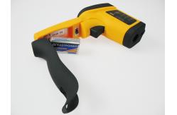 China Wavelength 8μm -14μm 550℃ Non Contact Laser Infrared Thermometer Handheld supplier