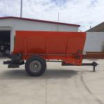 Agricultural Fertilizer Spreader Tractor Mounted Returning Manure to Fields for sale