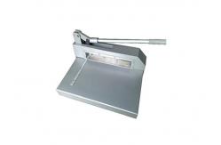 China Educational PCB Lab Equipment 35kg Precision Guillotine Shear Machine supplier