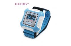 China Apnea And Hypopnea Wrist Pulse Oximeter Monitoring OLED Screen supplier