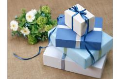 China Cuboid Custom Gift Paper Boxes Gravure Printing With Silk Ribbon supplier