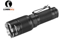 China Waterproof Cree LED Flashlight With Big Attacking Head 5 Lumen Output supplier