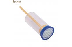 China Beekeeping Tools Queen Rearing Beekeeping Plastic Short Queen Bee Marker supplier