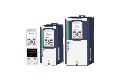 China 99% MPPT 3 Phase Solar Pump Inverter With Automatic Running LCD Monitoring supplier