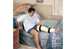 China Universal Orthopedics Neoprene Knee Brace Left And Right supplier