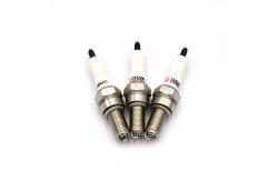 China Auto Engine Parts Wholesale Motorcycle Spark Plug C8REC Replace Spark Plug RG94C supplier