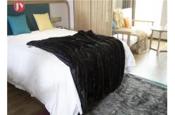 China Black Mink Throw Faux Fur Blanket Soft Classic Rectangular Eco - Friendly supplier