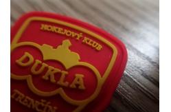 China Handmade Washable Rubber Logo Patches Sew - On Style Non - Toxic supplier