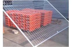 China Height 2.1m 60g/M2 Temporary Event Fencing For Public Buildings supplier