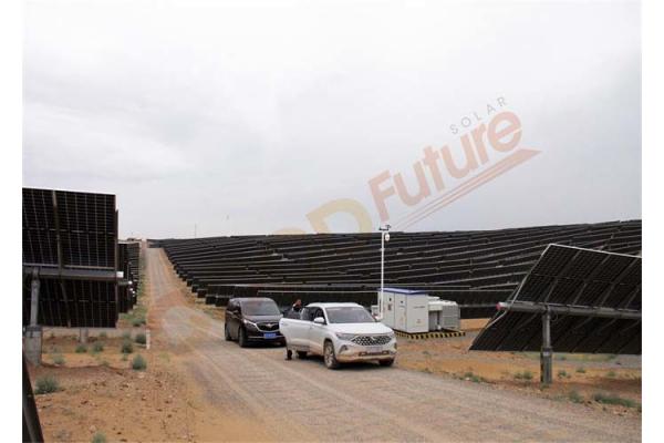 Wind Speed 18m/S Solar Tracker 60 Degree Automatic Tracking