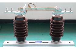 China 15KV 600A Single Phase Disconnecting Porcelain Isolate Switch supplier