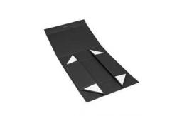 China Collapsible Clothes Packaging Box Debossing Kraft Paper Gift Box Handmade supplier