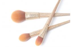 China Gold Synthetic Hair Makeup Brushes Travel Kit With Plastic Handle supplier