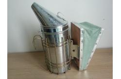 China Galvanized Star American Style Bee Smoker M-XL Size supplier
