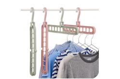 China Folding Rotating Plastic Clothes Hangers Houseware For Closet Anti Skid supplier