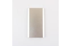China Engraving LOGO Metal Portable Power Bank 5000MAH with Optimized Heat Dissipation supplier