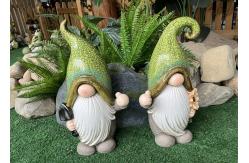China Custom Gnome Magnesium Oxide Garden Statue Rustproof With Green Dots Hat supplier