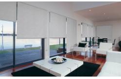 China 2.5m Interior Roller Blinds Vertical Blinds 100% Shading Rate Light Adjustable supplier