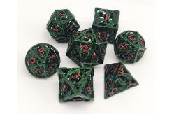 China ISO9001 Sharp Edge Metal Polyhedral Dice Manual Grinding Durable supplier