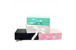 China Recycled Paper Ribbon Tie Magnetic Gift Boxes With Matte Finish Packaging Boxes supplier