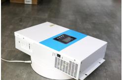 China Solar Panel Cable Hybrid Inverter 5.5 Kw Off Grid Solar Inverter supplier