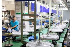 China Color Changing Ceiling Fan manufacturer